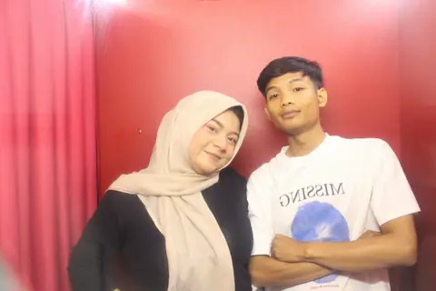 Momen pelanggan di SnapBox photobox SnapBox IV nomor 1